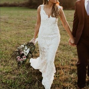 Lazaro Wedding Gown: Lucia